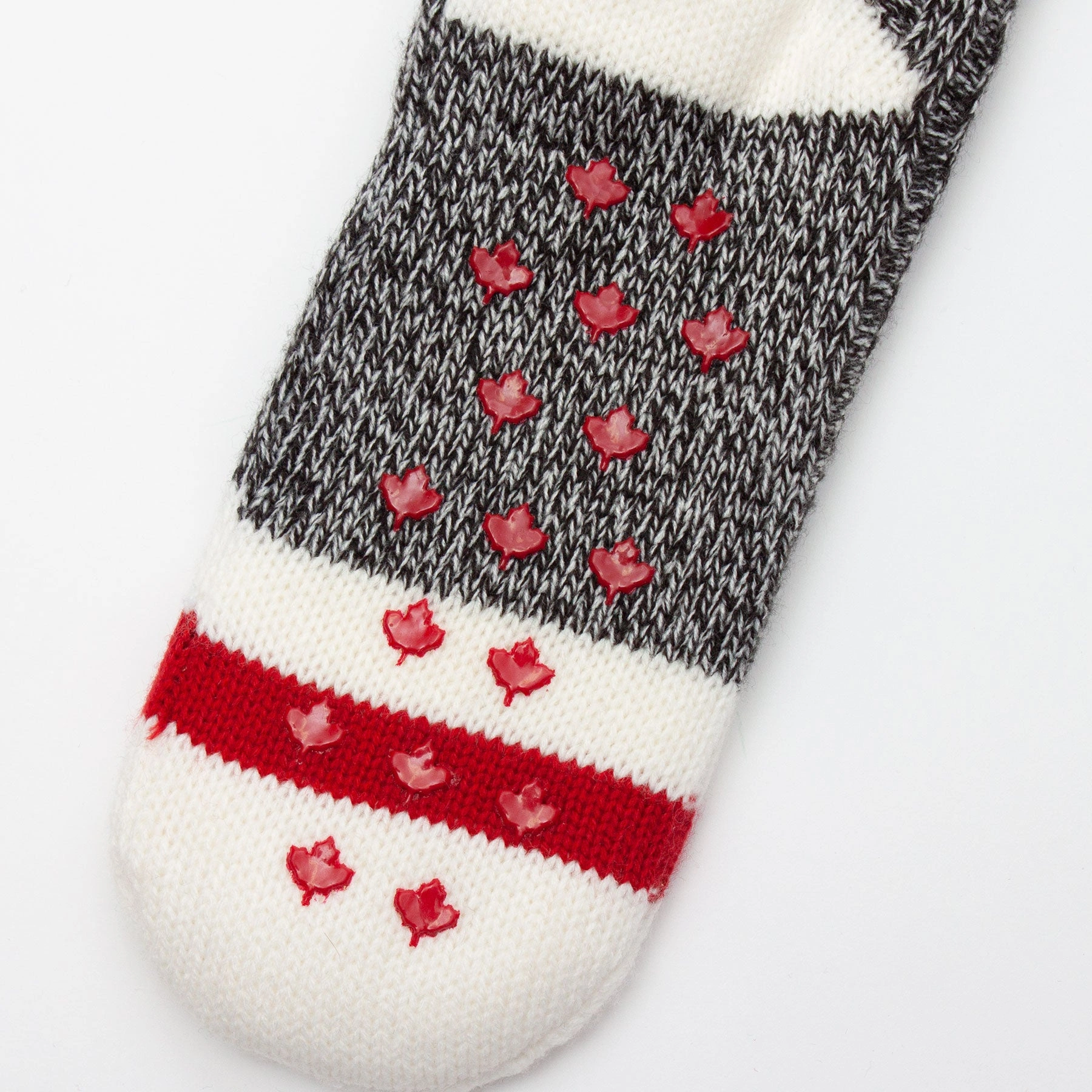 Cozy Canadian Cabin Slippers – Extra Plush Grey Comfort for You.